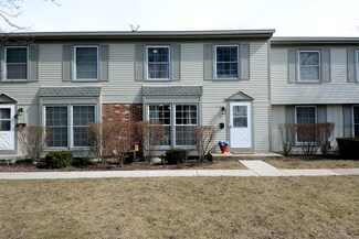 1682 Monticello Ct Unit C, Wheaton, IL 60189