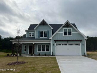 167 Amelia Dr, Carthage, NC 28327