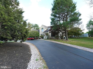 55 Berkshire Dr, Sewell, NJ 08080