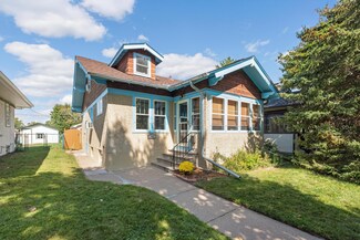 1971 Berkeley Ave, Saint Paul, MN 55105