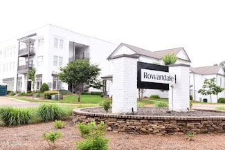 204 Town Center Dr, Oxford, MS 38655