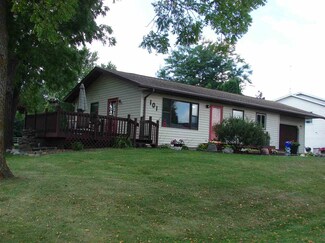 101 Lorraine Ct, Ridgeway, WI 53582