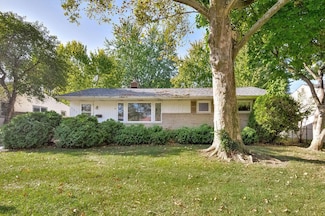 2783 Woodstock Rd, Columbus, OH 43221