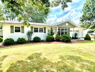 703 N Hovis St, Mountain Grove, MO 65711