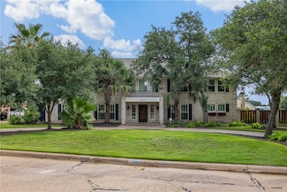1604 E 31st St, Bryan, TX 77802