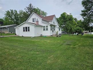 638 Madison St, Stanley, WI 54768