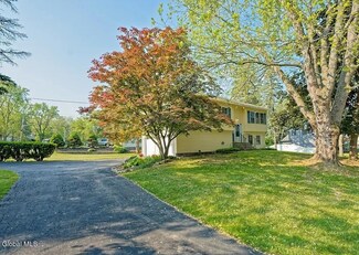 12 Sparrowbush Rd S, Latham, NY 12110