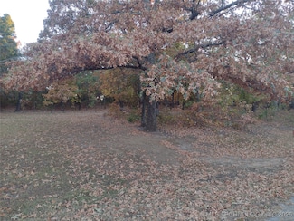 815 W Bayshore Dr, Prue, OK 74063