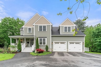 588 Market St, Rockland, MA 02370