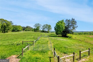 964 Gooseneck Rd, Toccoa, SC 30577