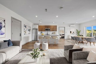 203 Lowell St Unit 208, Wilmington, MA 01887