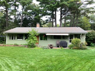 111 Forest Ave, Orono, ME 04473