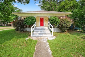 302 S Royal St, Deridder, LA 70634