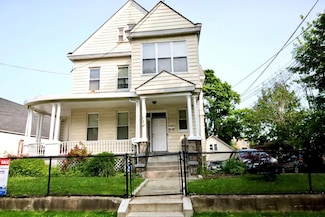 172 Fisher Ave, White Plains, NY 10606