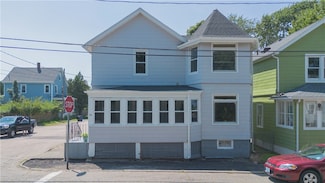 26 Prescott Hall Rd, Newport, RI 02840