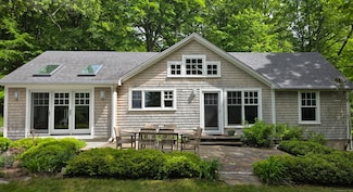 24 River Rd, Deep River, CT 06417