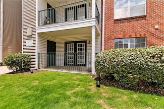 120 15th St E Unit 906, Tuscaloosa, AL 35401