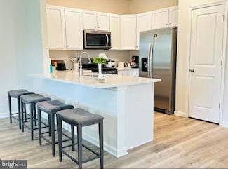 624 Benjamin Ct, Absecon, NJ 08201
