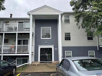 820 Runnel Ct Unit 4, Charlottesville, VA 22904
