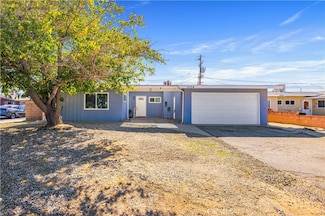 1004 W Avenue j14, Lancaster, CA 93534
