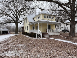 408 S Shelby St, Shelbina, MO 63468