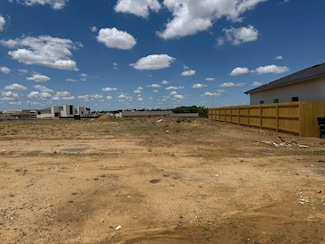 3806 Yoyis St, Laredo, TX 78046