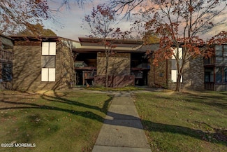 178 Amberly Dr Unit K, Manalapan, NJ 07726