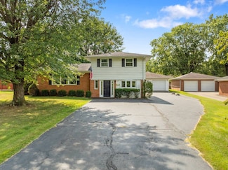 512 N Broad St, Beaver Dam, KY 42320