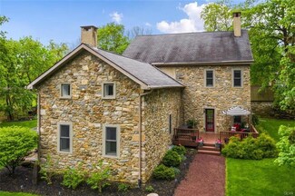 3927 Lower Saucon Rd, Hellertown, PA 18055