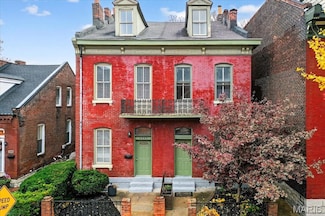 2350 S 10th St, Saint Louis, MO 63104