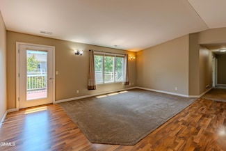 4521 Sundancer Loop SE Unit 5, Mandan, ND 58554