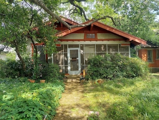 120 S Montclair Ave, Dallas, TX 75208