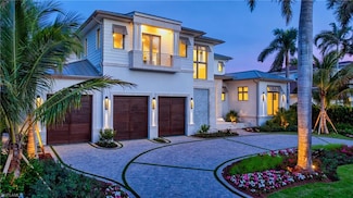 1935 5th St S, Naples, FL 34102