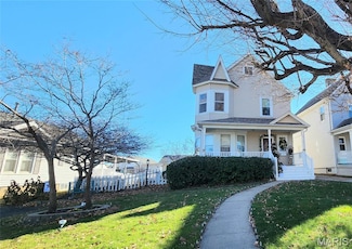 1718 Swanwick St, Chester, IL 62233