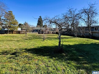 9999 N Matriotti Ave, Sequim, WA 98382