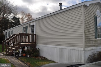 10 Siding Ln, Millersburg, PA 17061