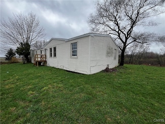 21353 Dobbins Rd, Adams, NY 13605