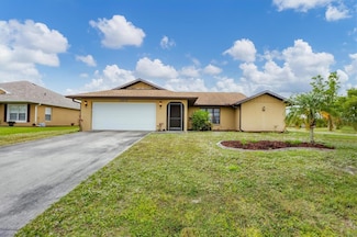 10475 Alexandria Ave, Englewood, FL 34224