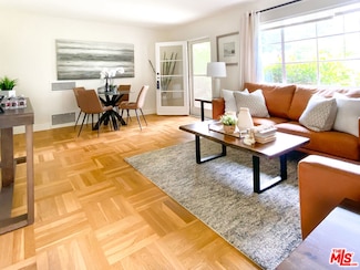 5162 Village Green, Los Angeles, CA 90016
