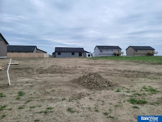 510 Railroad St, Hallam, NE 68368