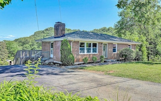 5216 Sugar Loaf Mountain Rd, Roanoke, VA 24018