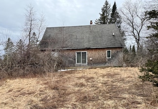 82 Taber Ln, Corinth, ME 04427