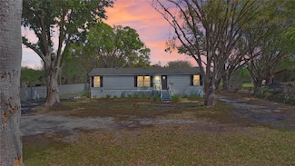 6525 Glen Meadow Dr, Lakeland, FL 33810