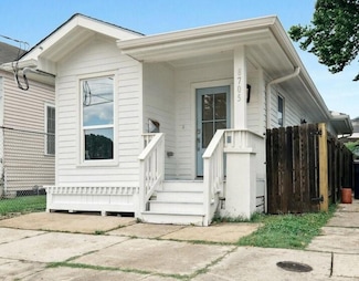 8705 Willow St, New Orleans, LA 70118