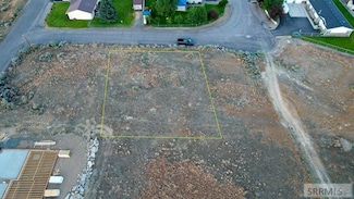 120 Redbird Ln, Challis, ID 83226