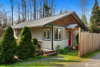 18107 83rd Ave NE, Kenmore, WA 98028