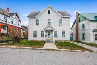 20 Hoyt St, Saint Albans, VT 05478