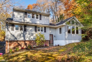 23 Newman Rd, Sussex, NJ 07461