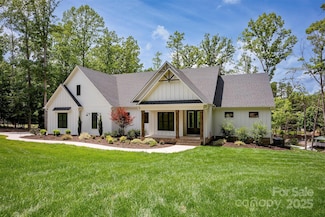 176 Windwood Ln, Troutman, NC 28166