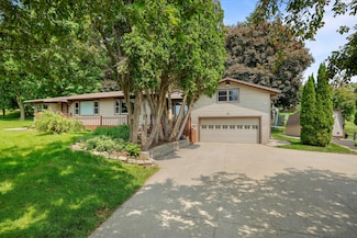 2301 E Main St, Onalaska, WI 54650